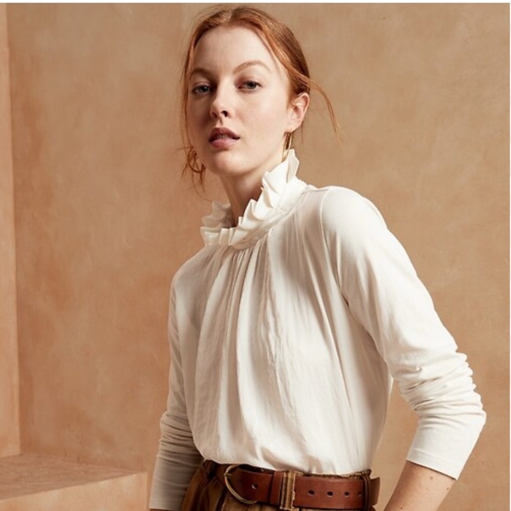 Banana Republic Off White Ruffle Neck Blouse RUFFLE MOCK-NECK TOP Large